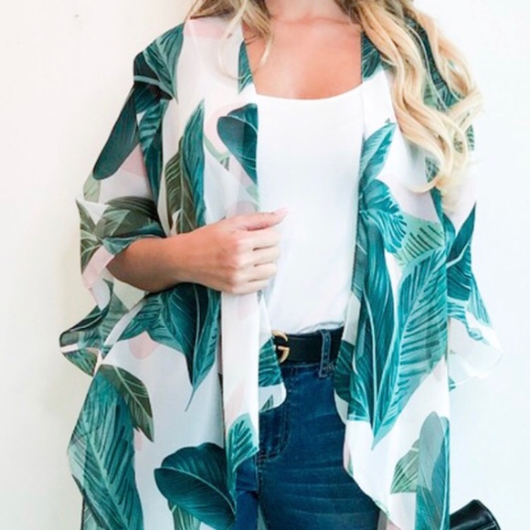 Tropical Kimono - Picture 2 of 3